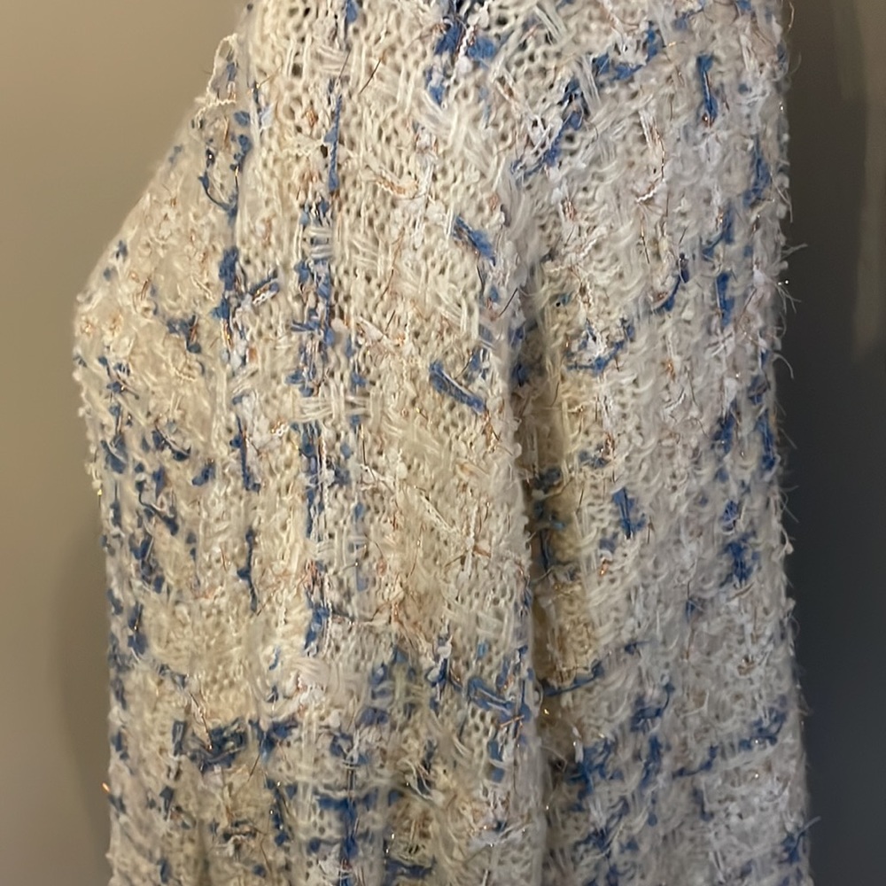She + Sky tweed looking sweater like new one size fits all - Picture 5 of 7